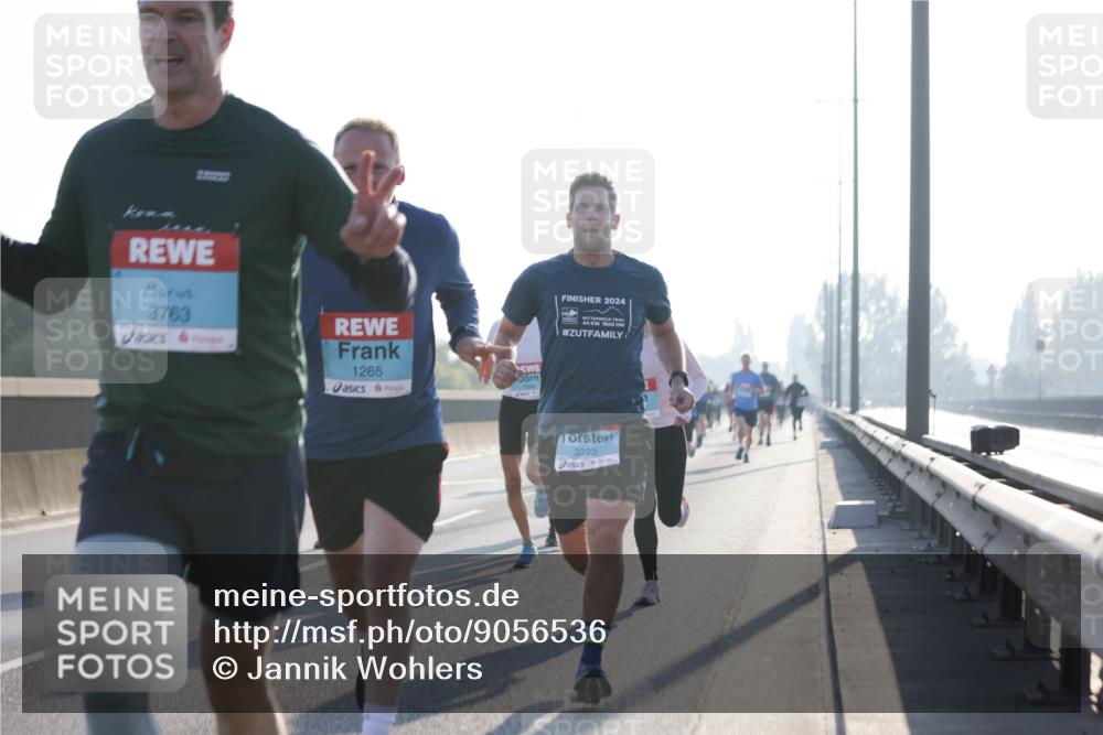 03.10.2025 - Köhlbrandbrückenlauf Jannik Wohlers http://msf.ph/oto/9056536 03.10.2025 09:13:15 Position 3 3763, 1265, 2024, 44, 1860, 3223 meine-sportfotos.de