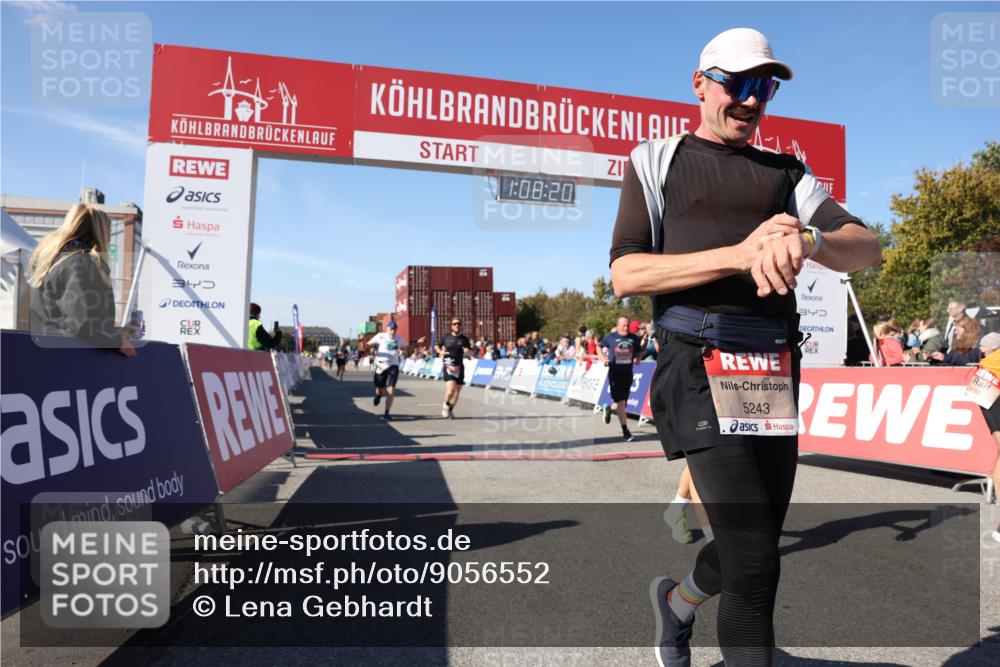 03.10.2025 - Köhlbrandbrückenlauf Lena Gebhardt http://msf.ph/oto/9056552 03.10.2025 13:08:20 Ziel 4307, 4409, 4768, 5243, 5804, 5994, 6021, 6369, 6569, 6824 meine-sportfotos.de