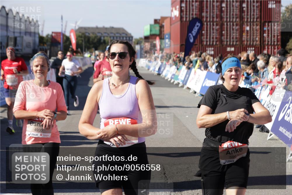 03.10.2025 - Köhlbrandbrückenlauf Jannik Wohlers http://msf.ph/oto/9056558 03.10.2025 13:10:59 Ziel 4352, 4370, 4401, 4506, 4547, 4689, 4862, 4933, 4998, 5103, 5791, 5965, 6274, 6330, 6449, 6450, 6665, 6797 meine-sportfotos.de