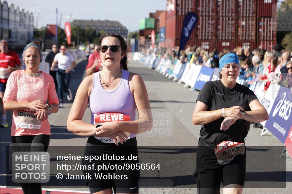 03.10.2025 - Köhlbrandbrückenlauf Jannik Wohlers http://msf.ph/oto/9056564 03.10.2025 13:10:59 Ziel 4352, 4370, 4401, 4506, 4547, 4689, 4862, 4933, 4998, 5103, 5791, 5965, 6274, 6330, 6449, 6450, 6665, 6797 meine-sportfotos.de