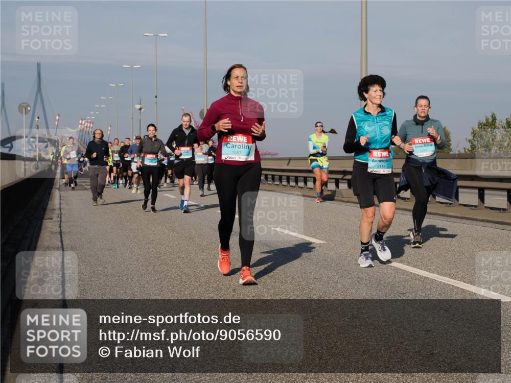 03.10.2025 - Köhlbrandbrückenlauf Fabian Wolf http://msf.ph/oto/9056590 03.10.2025 10:03:32 Position 3 1597, 2119, 2099 meine-sportfotos.de