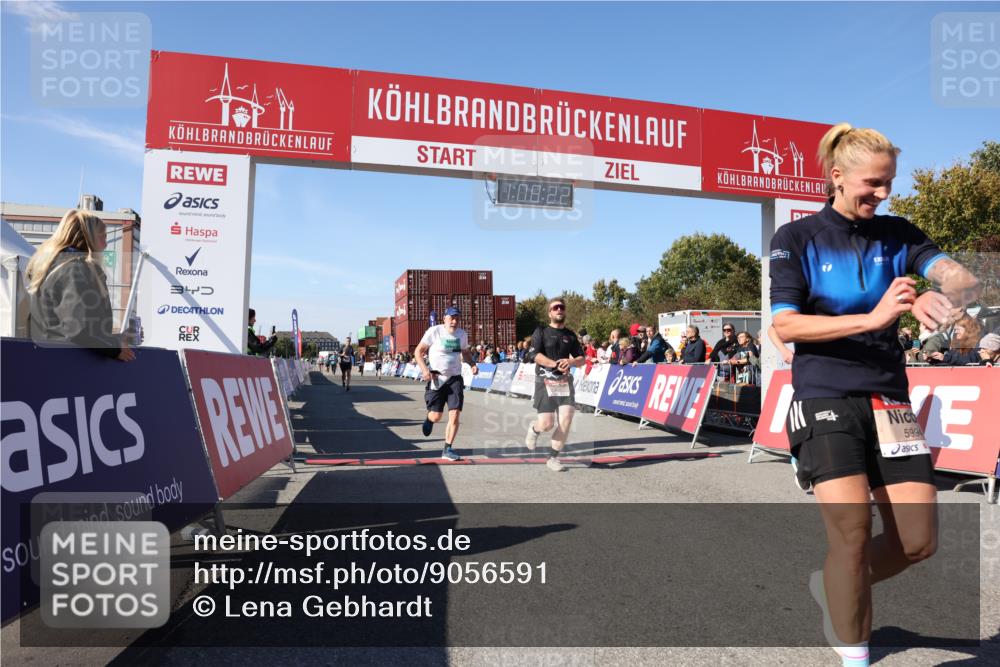 03.10.2025 - Köhlbrandbrückenlauf Lena Gebhardt http://msf.ph/oto/9056591 03.10.2025 13:08:22 Ziel 4307, 4409, 4768, 5243, 5804, 5994, 6021, 6369, 6569 meine-sportfotos.de