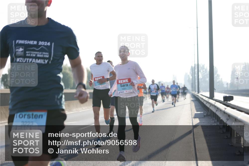 03.10.2025 - Köhlbrandbrückenlauf Jannik Wohlers http://msf.ph/oto/9056598 03.10.2025 09:13:16 Position 3 2024, 44, 1860, 3223, 1251 meine-sportfotos.de