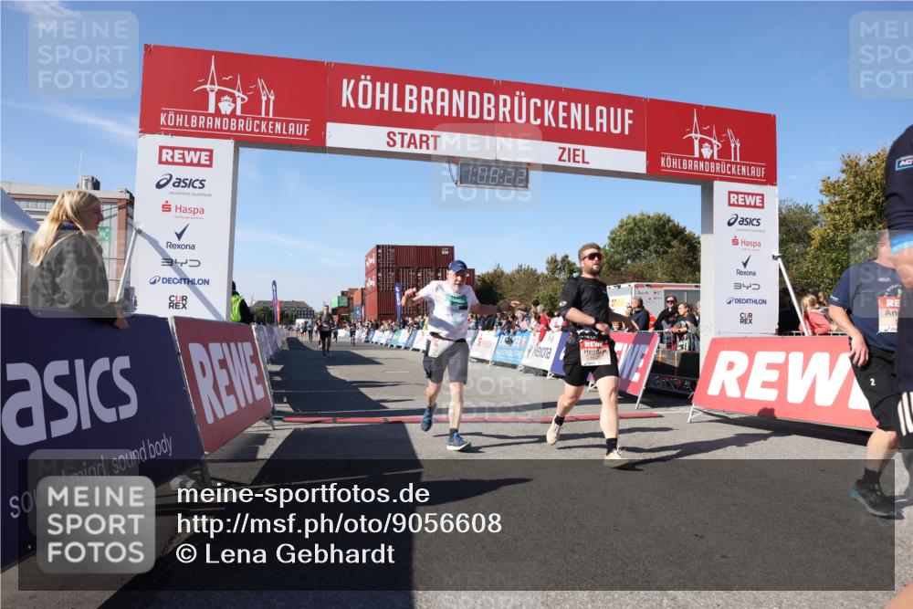 03.10.2025 - Köhlbrandbrückenlauf Lena Gebhardt http://msf.ph/oto/9056608 03.10.2025 13:08:23 Ziel 4307, 4768, 5243, 5804, 5994, 6021, 6369, 6569 meine-sportfotos.de
