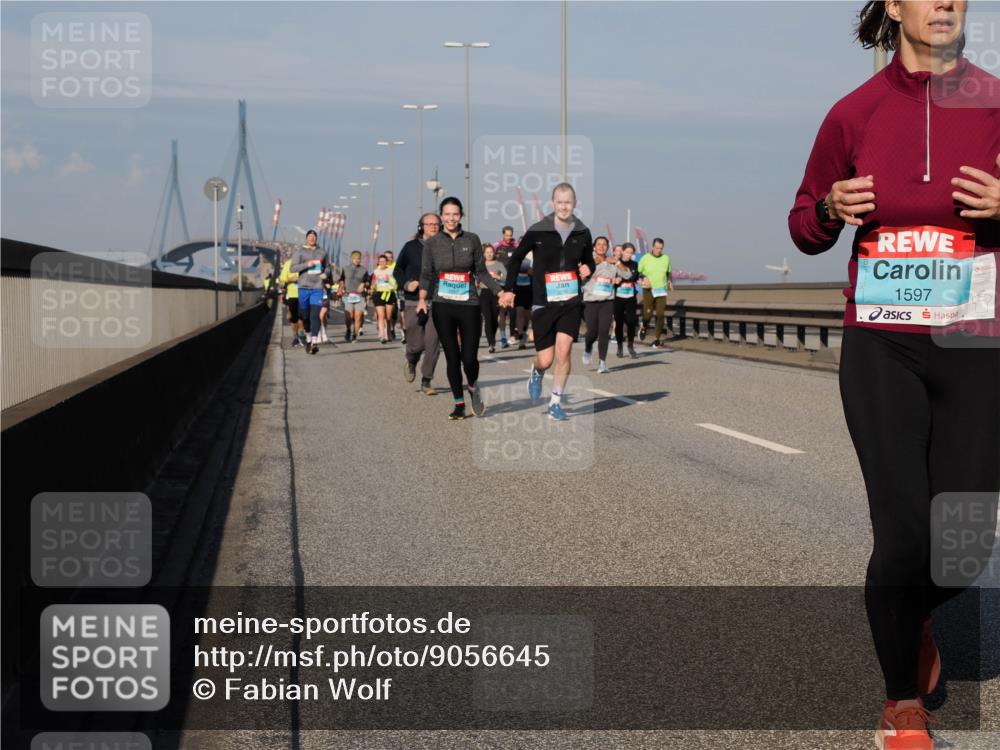 03.10.2025 - Köhlbrandbrückenlauf Fabian Wolf http://msf.ph/oto/9056645 03.10.2025 10:03:34 Position 3 1597 meine-sportfotos.de