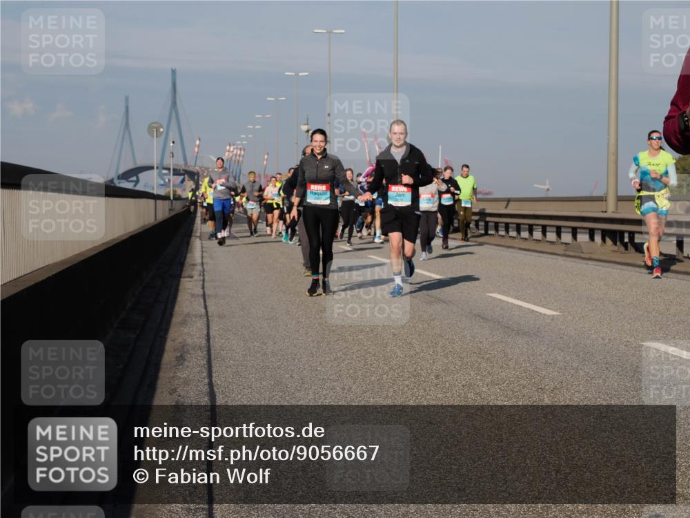 03.10.2025 - Köhlbrandbrückenlauf Fabian Wolf http://msf.ph/oto/9056667 03.10.2025 10:03:35 Position 3  meine-sportfotos.de