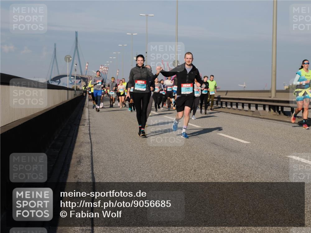 03.10.2025 - Köhlbrandbrückenlauf Fabian Wolf http://msf.ph/oto/9056685 03.10.2025 10:03:35 Position 3 2016 meine-sportfotos.de