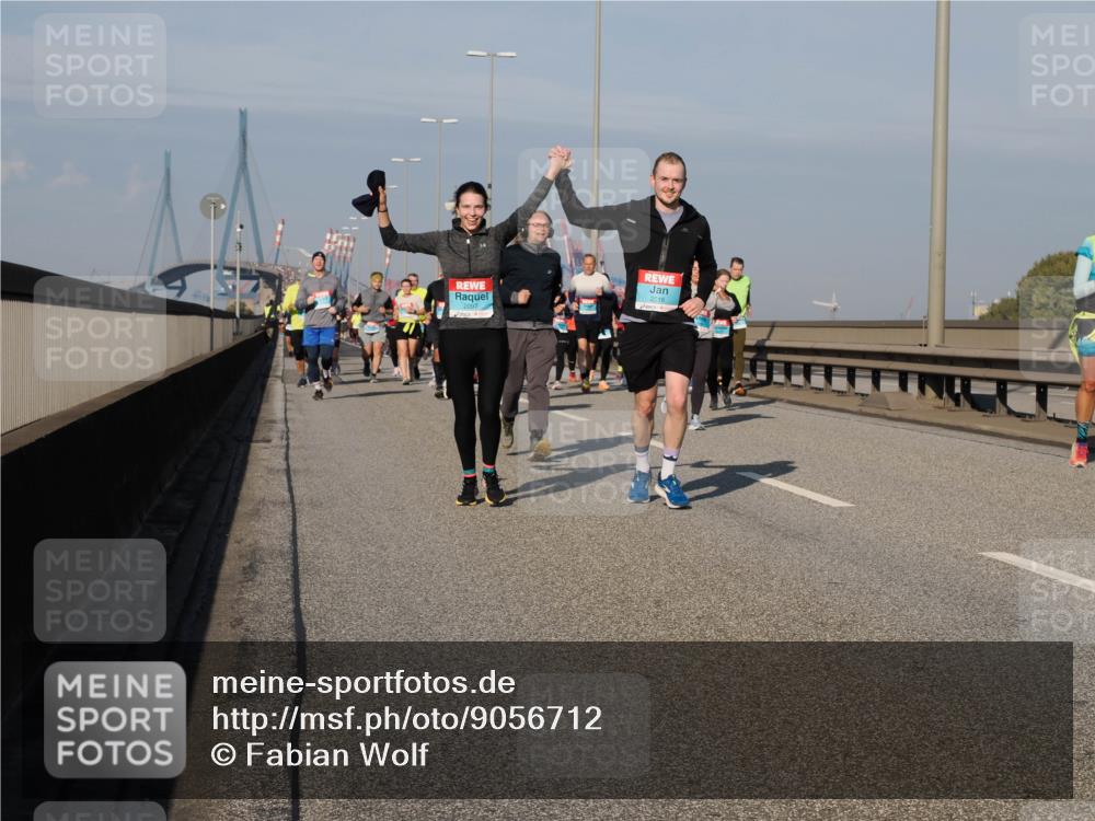 03.10.2025 - Köhlbrandbrückenlauf Fabian Wolf http://msf.ph/oto/9056712 03.10.2025 10:03:36 Position 3 2016 meine-sportfotos.de