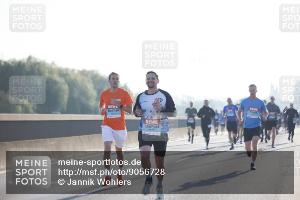 03.10.2025 - Köhlbrandbrückenlauf Jannik Wohlers http://msf.ph/oto/9056728 03.10.2025 09:13:20 Position 3 1423, 2879 meine-sportfotos.de