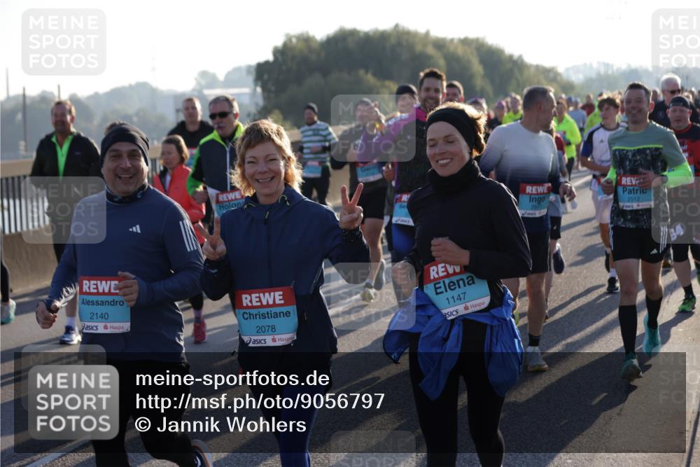 03.10.2025 - Köhlbrandbrückenlauf Jannik Wohlers http://msf.ph/oto/9056797 03.10.2025 09:21:03 Position 3 2977, 2140, 2078, 1147, 2512 meine-sportfotos.de