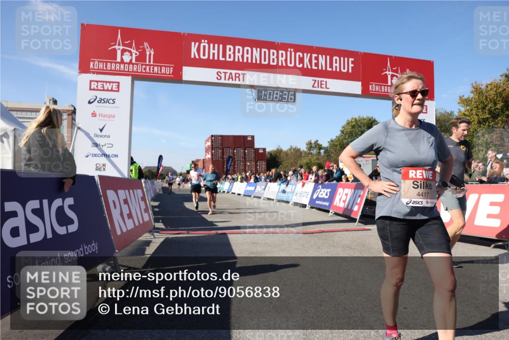 03.10.2025 - Köhlbrandbrückenlauf Lena Gebhardt http://msf.ph/oto/9056838 03.10.2025 13:08:37 Ziel 4195, 4320, 4417, 5792, 6232, 6424, 6534, 6647, 6805 meine-sportfotos.de