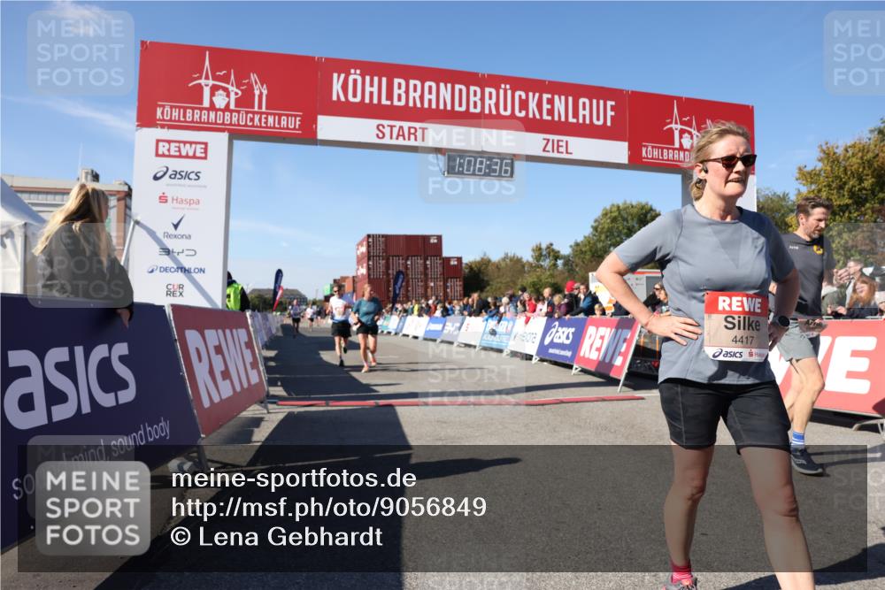 03.10.2025 - Köhlbrandbrückenlauf Lena Gebhardt http://msf.ph/oto/9056849 03.10.2025 13:08:37 Ziel 4195, 4320, 4417, 5792, 6232, 6424, 6534, 6647, 6805 meine-sportfotos.de