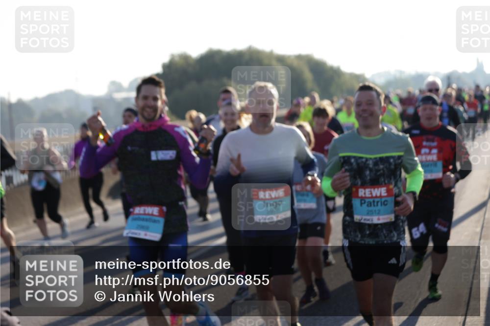 03.10.2025 - Köhlbrandbrückenlauf Jannik Wohlers http://msf.ph/oto/9056855 03.10.2025 09:21:04 Position 3 2512, 64 meine-sportfotos.de