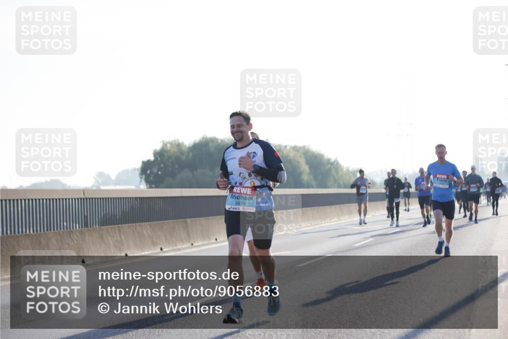 03.10.2025 - Köhlbrandbrückenlauf Jannik Wohlers http://msf.ph/oto/9056883 03.10.2025 09:13:21 Position 3 2879 meine-sportfotos.de