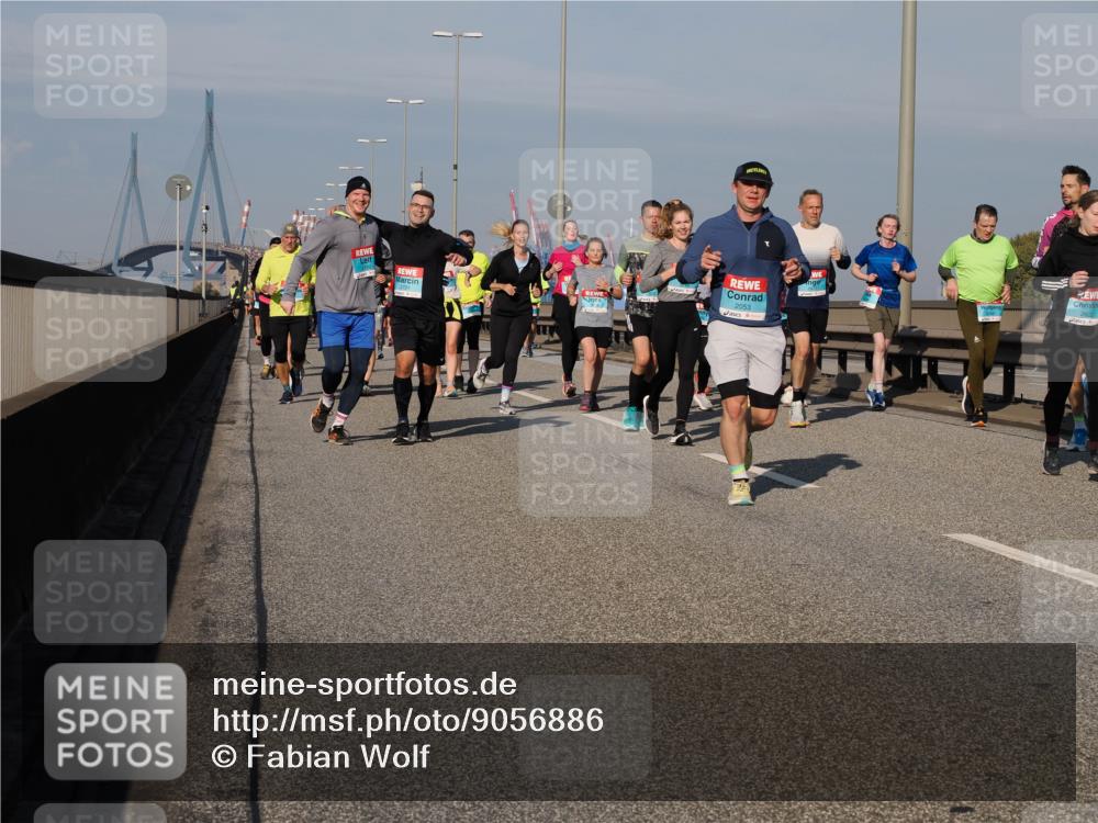 03.10.2025 - Köhlbrandbrückenlauf Fabian Wolf http://msf.ph/oto/9056886 03.10.2025 10:03:41 Position 3 2053 meine-sportfotos.de