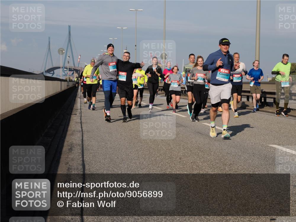 03.10.2025 - Köhlbrandbrückenlauf Fabian Wolf http://msf.ph/oto/9056899 03.10.2025 10:03:41 Position 3 2053 meine-sportfotos.de