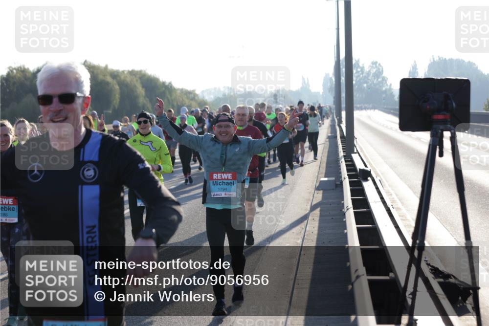 03.10.2025 - Köhlbrandbrückenlauf Jannik Wohlers http://msf.ph/oto/9056956 03.10.2025 09:21:07 Position 3 188, 1794 meine-sportfotos.de
