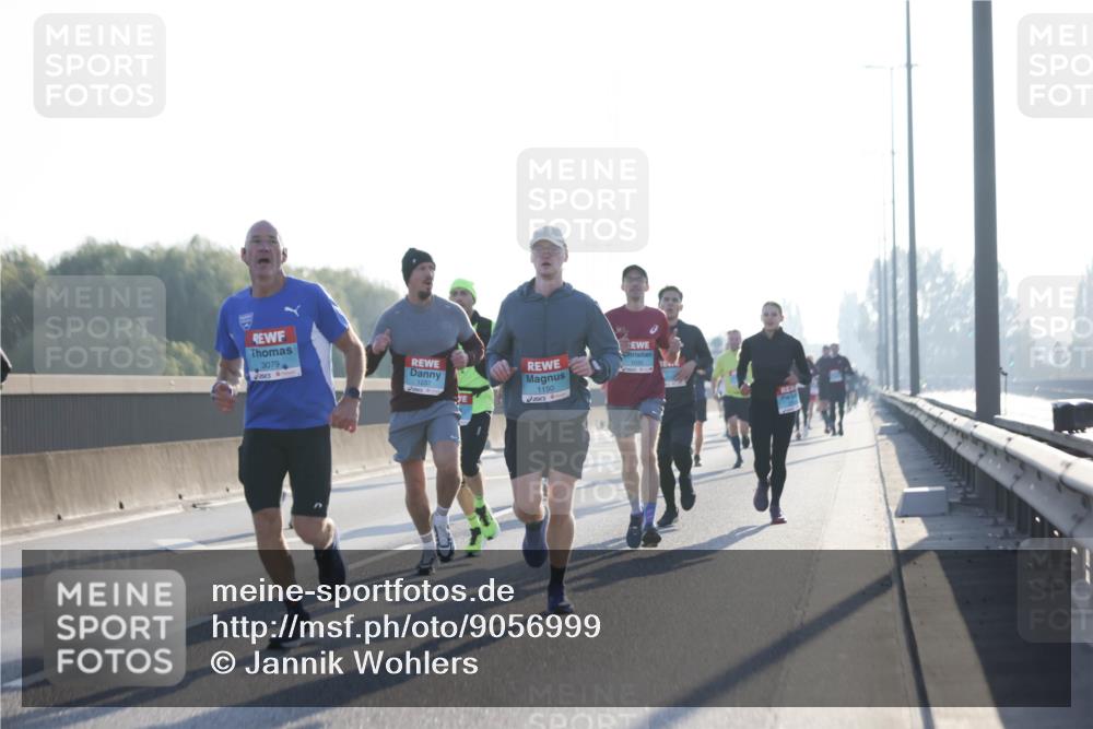 03.10.2025 - Köhlbrandbrückenlauf Jannik Wohlers http://msf.ph/oto/9056999 03.10.2025 09:13:27 Position 3 3079, 1150 meine-sportfotos.de