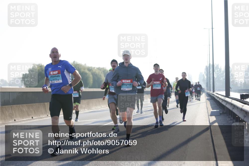 03.10.2025 - Köhlbrandbrückenlauf Jannik Wohlers http://msf.ph/oto/9057059 03.10.2025 09:13:28 Position 3 3079, 123, 1035, 1150 meine-sportfotos.de