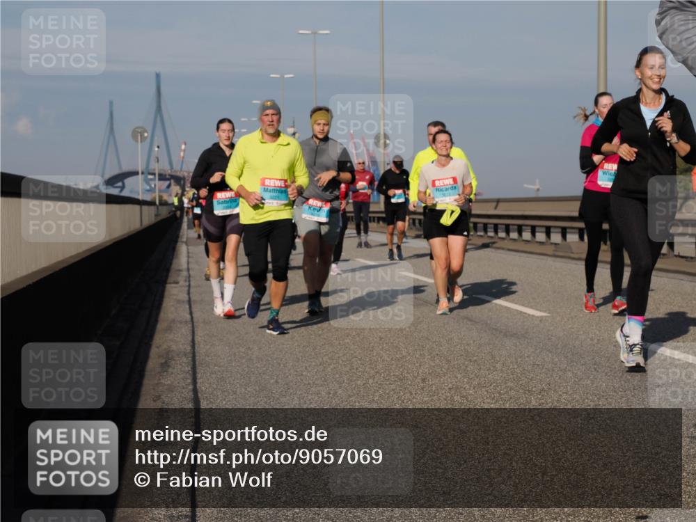 03.10.2025 - Köhlbrandbrückenlauf Fabian Wolf http://msf.ph/oto/9057069 03.10.2025 10:03:45 Position 3 3221 meine-sportfotos.de