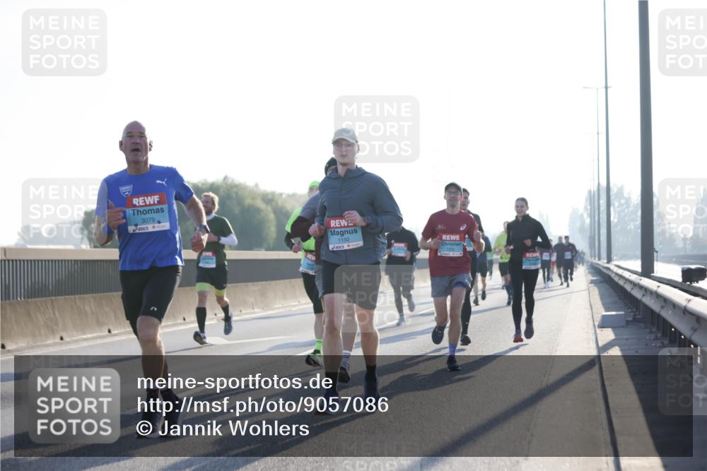 03.10.2025 - Köhlbrandbrückenlauf Jannik Wohlers http://msf.ph/oto/9057086 03.10.2025 09:13:28 Position 3 3079, 1150, 1035 meine-sportfotos.de