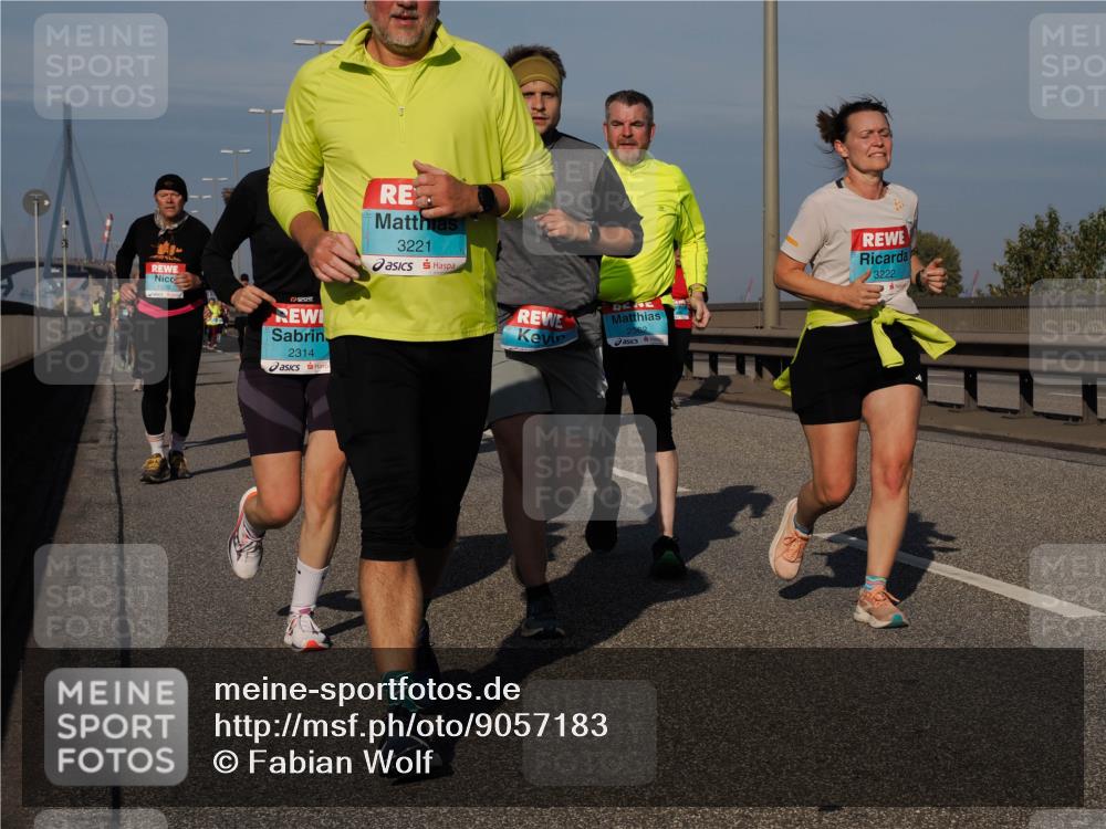 03.10.2025 - Köhlbrandbrückenlauf Fabian Wolf http://msf.ph/oto/9057183 03.10.2025 10:03:48 Position 3 2314, 3221, 2362, 3222 meine-sportfotos.de