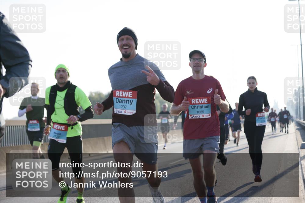 03.10.2025 - Köhlbrandbrückenlauf Jannik Wohlers http://msf.ph/oto/9057193 03.10.2025 09:13:30 Position 3 3720, 1237, 1035, 270 meine-sportfotos.de