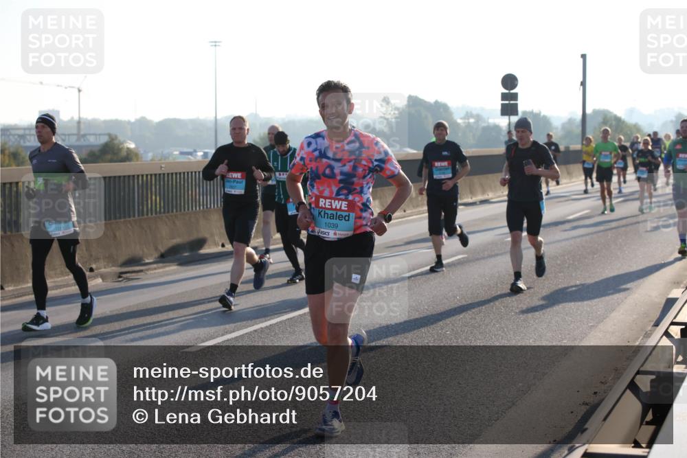 03.10.2025 - Köhlbrandbrückenlauf Lena Gebhardt http://msf.ph/oto/9057204 03.10.2025 09:17:53 Position 1 1311, 1039 meine-sportfotos.de