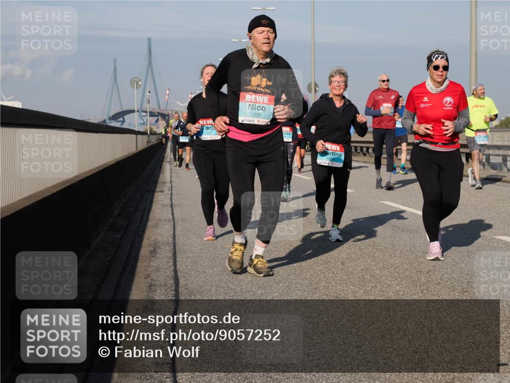 03.10.2025 - Köhlbrandbrückenlauf Fabian Wolf http://msf.ph/oto/9057252 03.10.2025 10:03:51 Position 3 2682, 1329, 1934 meine-sportfotos.de