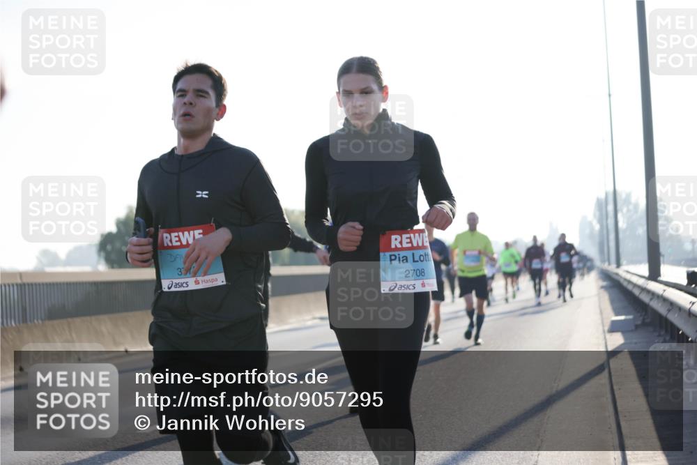 03.10.2025 - Köhlbrandbrückenlauf Jannik Wohlers http://msf.ph/oto/9057295 03.10.2025 09:13:31 Position 3 3, 2708 meine-sportfotos.de