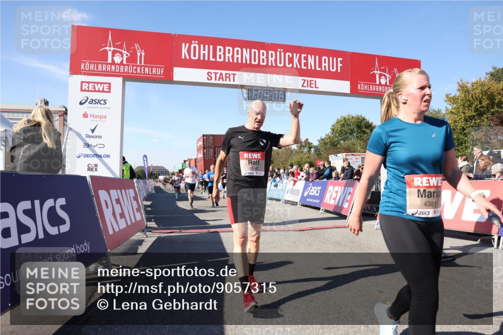 03.10.2025 - Köhlbrandbrückenlauf Lena Gebhardt http://msf.ph/oto/9057315 03.10.2025 13:09:06 Ziel 4057, 4138, 4197, 4346, 4351, 4381, 4403, 4486, 4505, 4901, 5242, 5705, 5842, 5953, 6372, 6562, 6630, 6814, 6816 meine-sportfotos.de