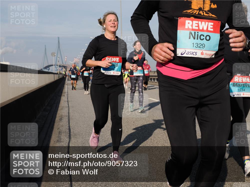 03.10.2025 - Köhlbrandbrückenlauf Fabian Wolf http://msf.ph/oto/9057323 03.10.2025 10:03:53 Position 3 2682, 2188, 1329, 1934 meine-sportfotos.de