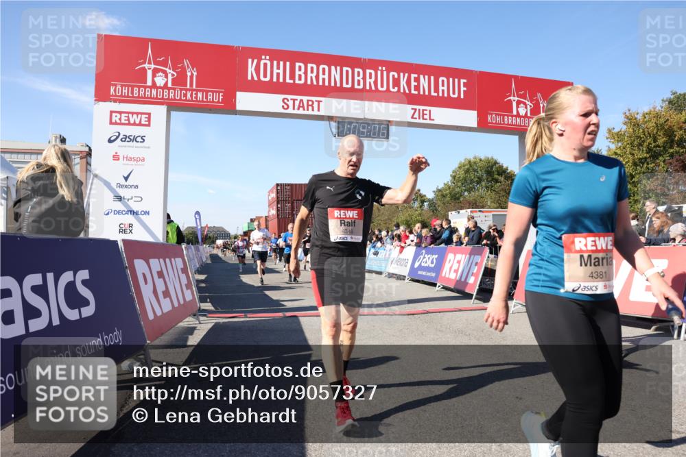 03.10.2025 - Köhlbrandbrückenlauf Lena Gebhardt http://msf.ph/oto/9057327 03.10.2025 13:09:06 Ziel 4057, 4138, 4197, 4346, 4351, 4381, 4403, 4486, 4505, 4901, 5242, 5705, 5842, 5953, 6372, 6562, 6630, 6814, 6816 meine-sportfotos.de