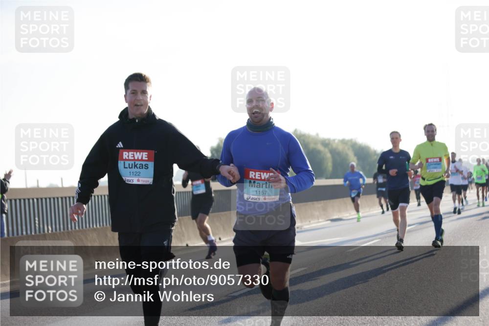 03.10.2025 - Köhlbrandbrückenlauf Jannik Wohlers http://msf.ph/oto/9057330 03.10.2025 09:13:33 Position 3 1122, 1157 meine-sportfotos.de