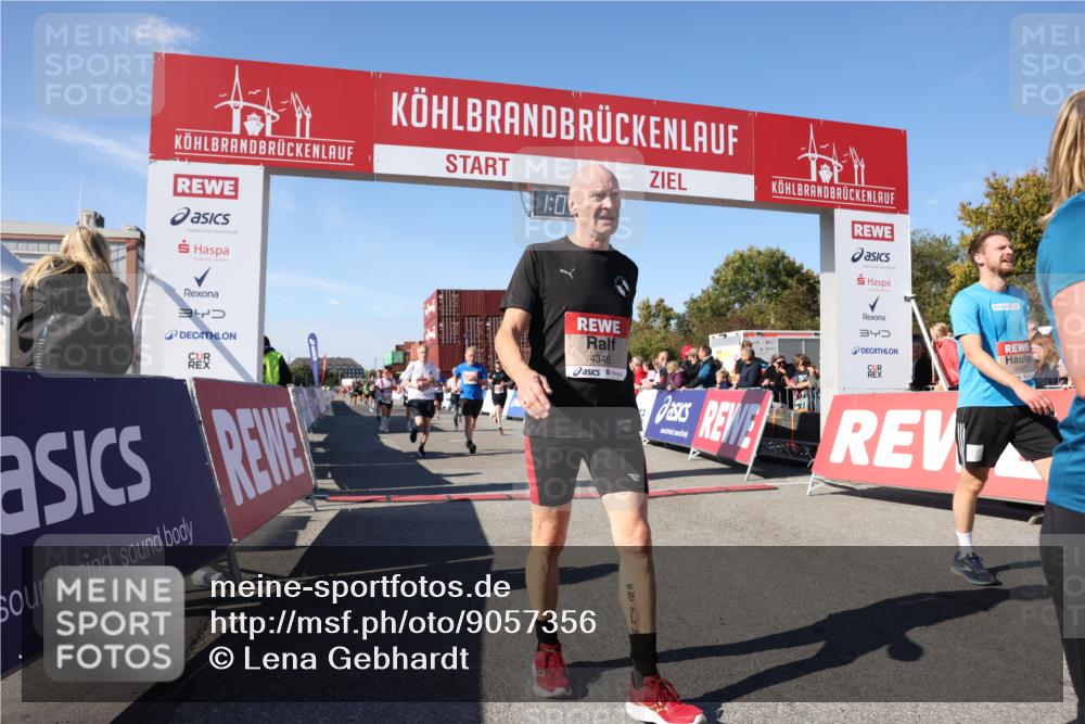 03.10.2025 - Köhlbrandbrückenlauf Lena Gebhardt http://msf.ph/oto/9057356 03.10.2025 13:09:07 Ziel 4057, 4197, 4346, 4351, 4377, 4381, 4403, 4486, 4505, 4901, 5242, 5842, 5953, 6372, 6562, 6630, 6814, 6816 meine-sportfotos.de