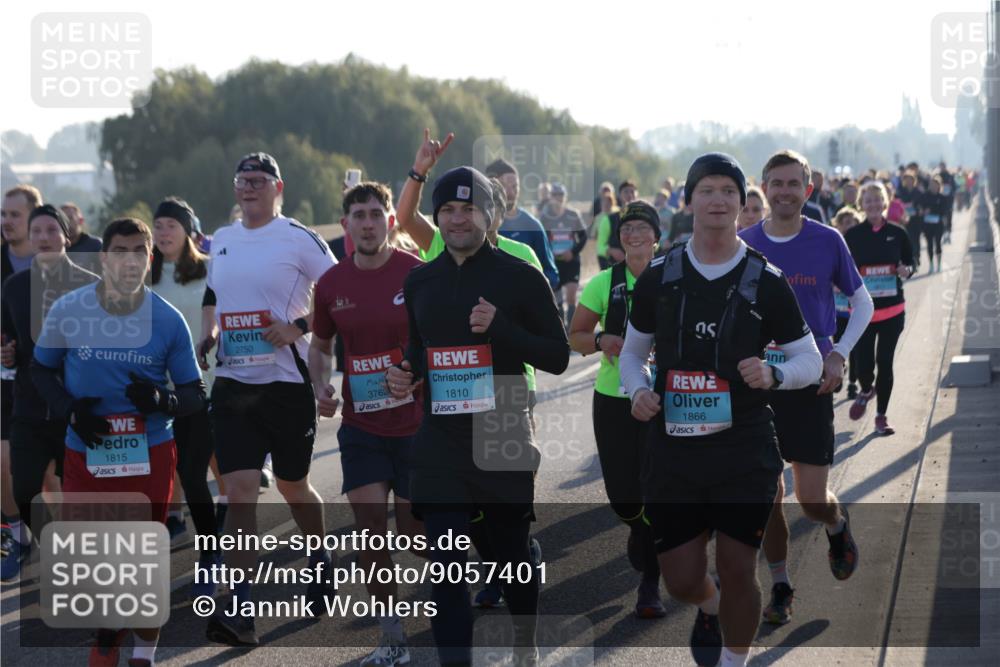 03.10.2025 - Köhlbrandbrückenlauf Jannik Wohlers http://msf.ph/oto/9057401 03.10.2025 09:21:15 Position 3 1815, 2750, 3762, 1810, 1866 meine-sportfotos.de