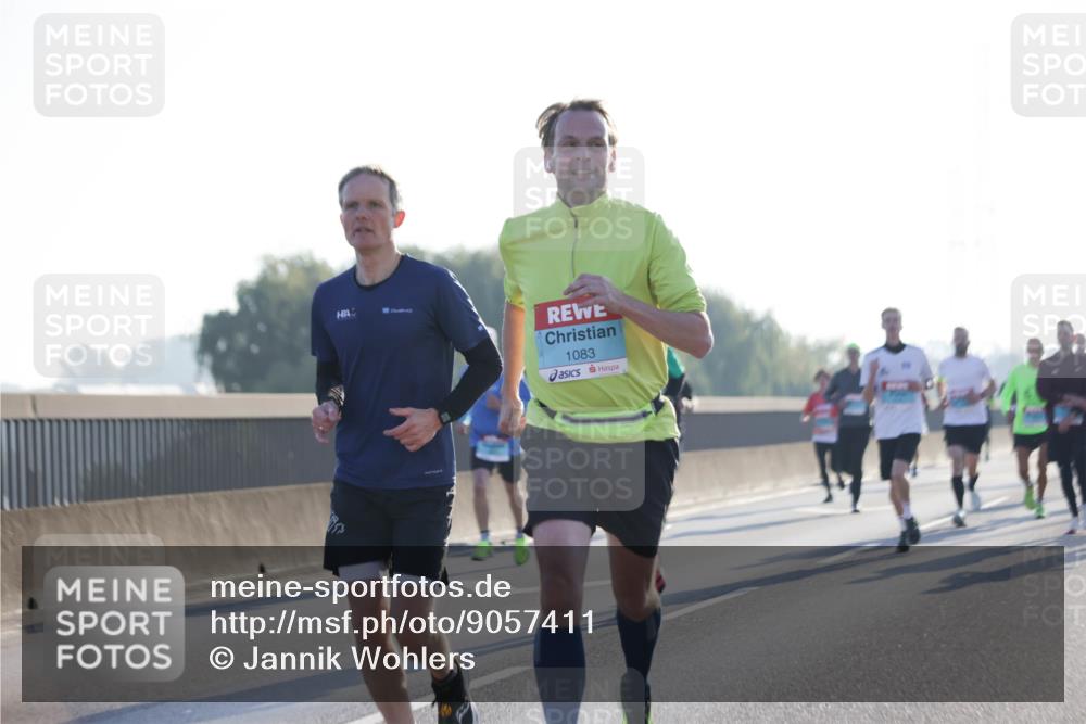 03.10.2025 - Köhlbrandbrückenlauf Jannik Wohlers http://msf.ph/oto/9057411 03.10.2025 09:13:34 Position 3 0668, 1083 meine-sportfotos.de