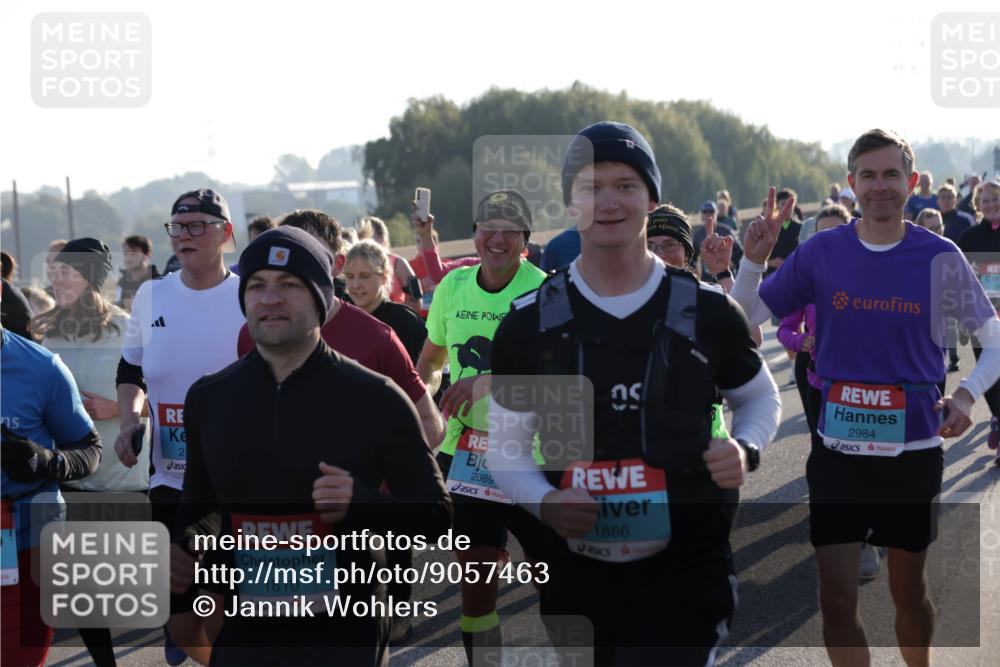 03.10.2025 - Köhlbrandbrückenlauf Jannik Wohlers http://msf.ph/oto/9057463 03.10.2025 09:21:17 Position 3 21, 1810, 13, 2089, 1866, 2984 meine-sportfotos.de