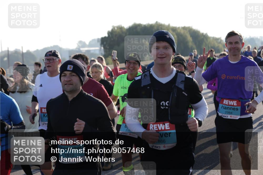 03.10.2025 - Köhlbrandbrückenlauf Jannik Wohlers http://msf.ph/oto/9057468 03.10.2025 09:21:17 Position 3 2, 1810, 2085, 866, 2984 meine-sportfotos.de