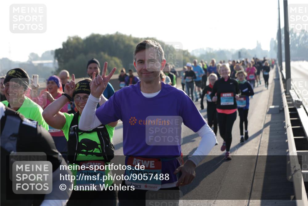 03.10.2025 - Köhlbrandbrückenlauf Jannik Wohlers http://msf.ph/oto/9057488 03.10.2025 09:21:18 Position 3 1956, 2984 meine-sportfotos.de
