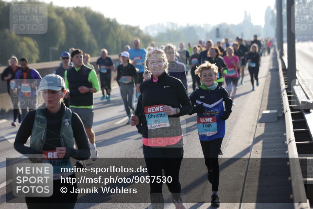 03.10.2025 - Köhlbrandbrückenlauf Jannik Wohlers http://msf.ph/oto/9057530 03.10.2025 09:21:19 Position 3 2068, 1917, 3075 meine-sportfotos.de
