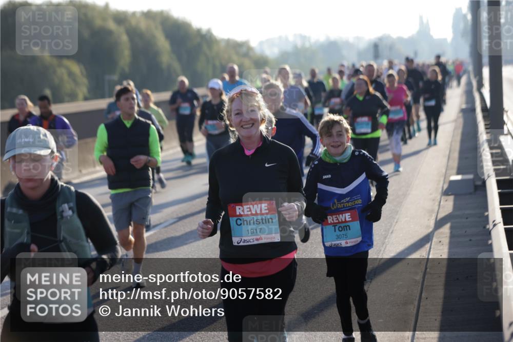 03.10.2025 - Köhlbrandbrückenlauf Jannik Wohlers http://msf.ph/oto/9057582 03.10.2025 09:21:19 Position 3 2068, 1917, 3075 meine-sportfotos.de