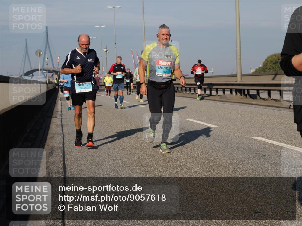 03.10.2025 - Köhlbrandbrückenlauf Fabian Wolf http://msf.ph/oto/9057618 03.10.2025 10:04:00 Position 3 0, 2121, 1482 meine-sportfotos.de