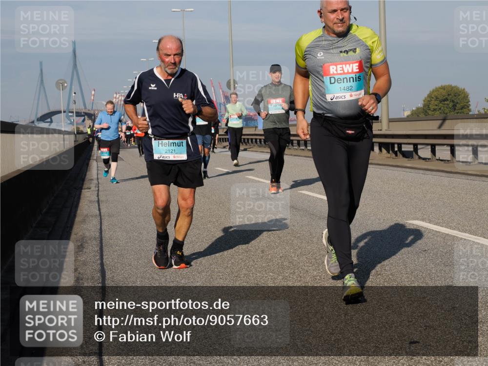 03.10.2025 - Köhlbrandbrückenlauf Fabian Wolf http://msf.ph/oto/9057663 03.10.2025 10:04:01 Position 3 1482, 2121, 10, 34 meine-sportfotos.de