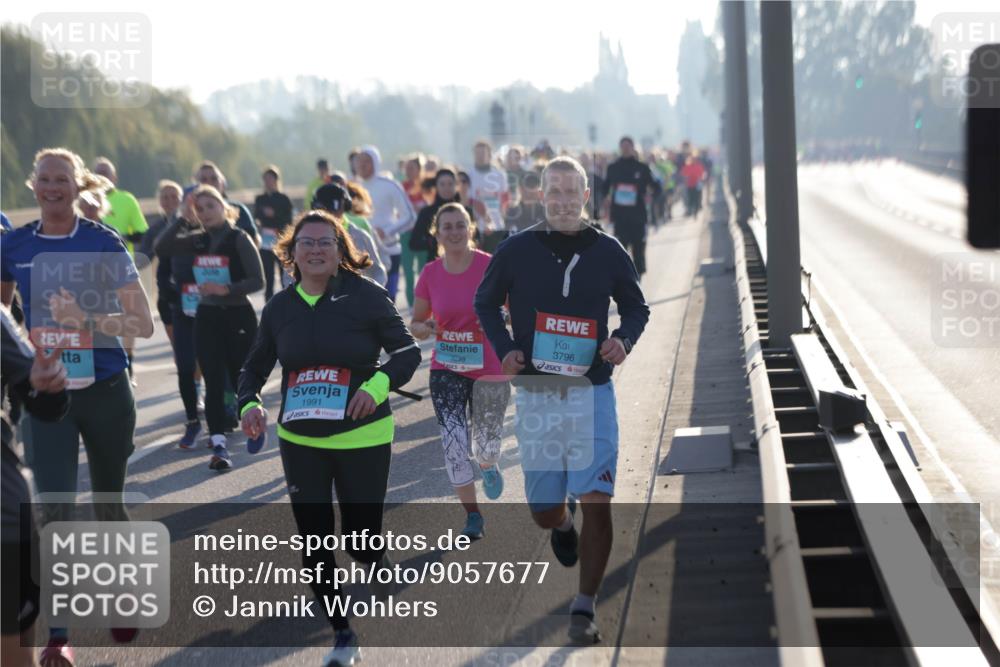 03.10.2025 - Köhlbrandbrückenlauf Jannik Wohlers http://msf.ph/oto/9057677 03.10.2025 09:21:22 Position 3 1991, 3239, 3796 meine-sportfotos.de