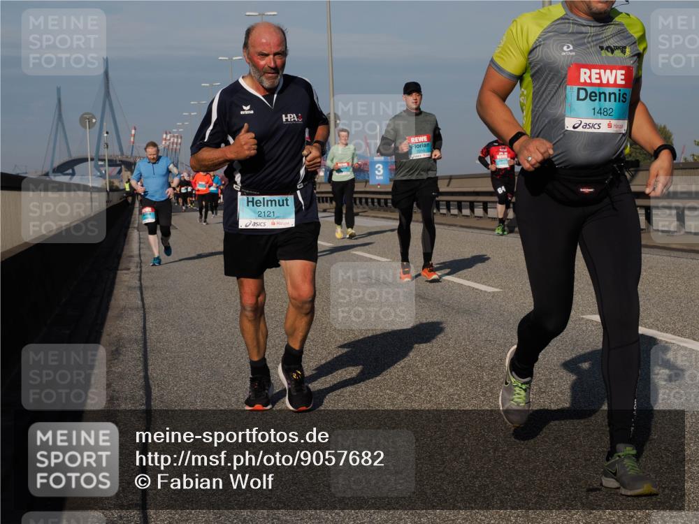 03.10.2025 - Köhlbrandbrückenlauf Fabian Wolf http://msf.ph/oto/9057682 03.10.2025 10:04:02 Position 3 2121, 3, 1482 meine-sportfotos.de
