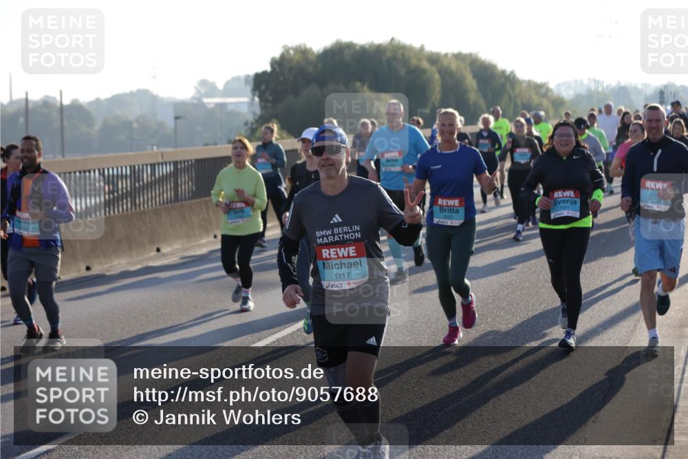 03.10.2025 - Köhlbrandbrückenlauf Jannik Wohlers http://msf.ph/oto/9057688 03.10.2025 09:21:23 Position 3 1717, 2055, 1991, 3796 meine-sportfotos.de