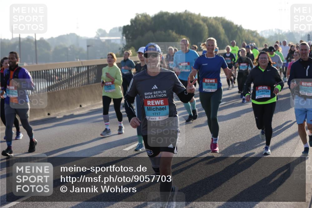 03.10.2025 - Köhlbrandbrückenlauf Jannik Wohlers http://msf.ph/oto/9057703 03.10.2025 09:21:23 Position 3 1717, 2055, 1991, 3796 meine-sportfotos.de