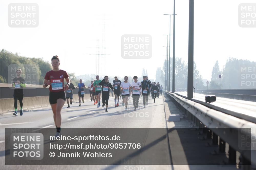 03.10.2025 - Köhlbrandbrückenlauf Jannik Wohlers http://msf.ph/oto/9057706 03.10.2025 09:13:45 Position 3  meine-sportfotos.de