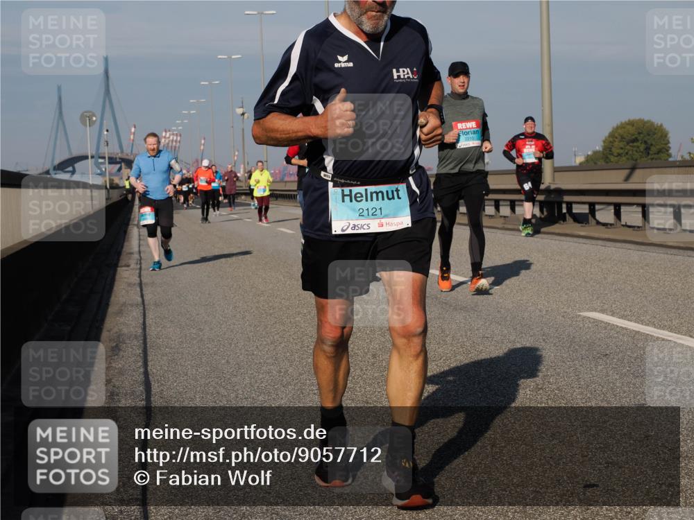 03.10.2025 - Köhlbrandbrückenlauf Fabian Wolf http://msf.ph/oto/9057712 03.10.2025 10:04:03 Position 3 2121, 2210 meine-sportfotos.de